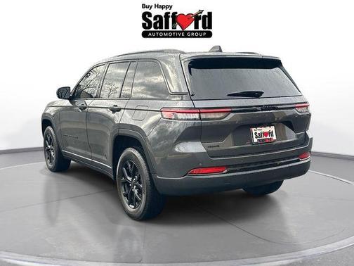 2024 Jeep Grand Cherokee Laredo
