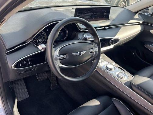 2025 Genesis GV70 2.5T