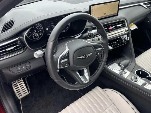 2025 Genesis G70 2.5T