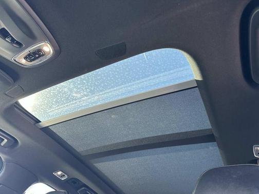 2018 Volvo XC90 T6 R-Design