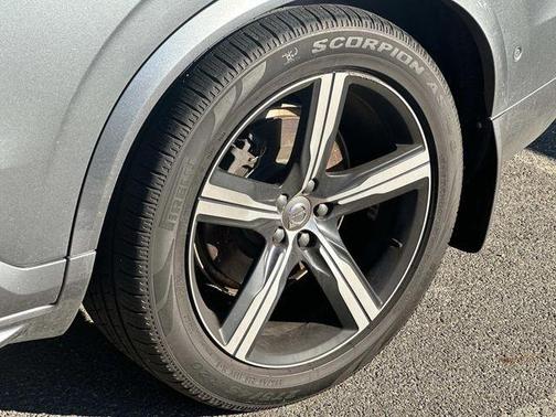 2018 Volvo XC90 T6 R-Design