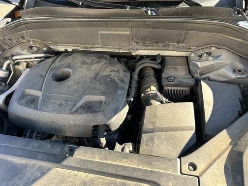 2018 Volvo XC90 T6 R-Design