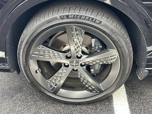 2024 Genesis GV70 2.5T