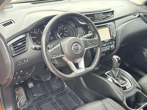 2017 Nissan Rogue Sport SL