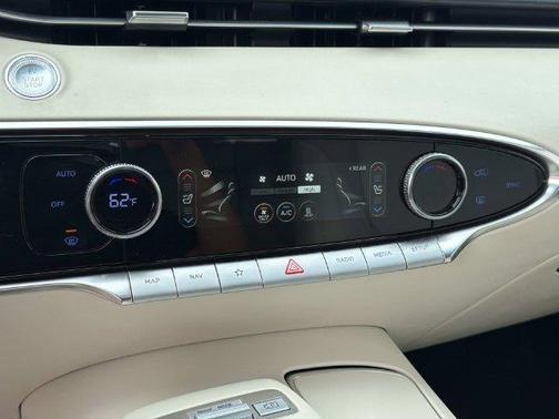 Capri Blue 2025 Genesis Electrified GV70 Advanced