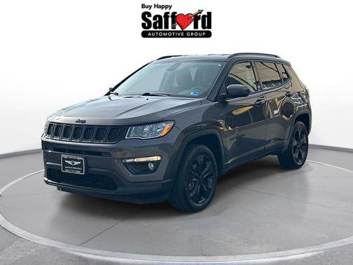 Granite Crystal Clearcoat Metallic 2018 Jeep Compass Altitude