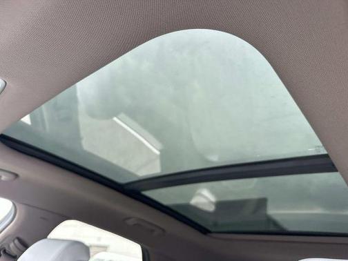 2026 Genesis Electrified GV70 Standard