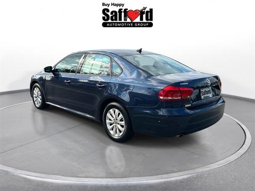 2014 Volkswagen Passat 1.8T Auto Wolfsburg Ed