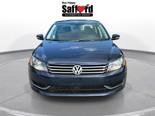 2014 Volkswagen Passat 1.8T Auto Wolfsburg Ed