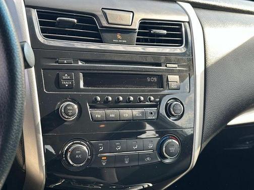 Brilliant Silver Metallic 2013 Nissan Altima 2.5 S