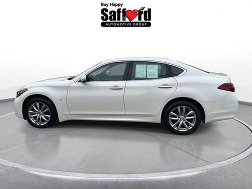 2018 INFINITI Q70 3.7X LUXE