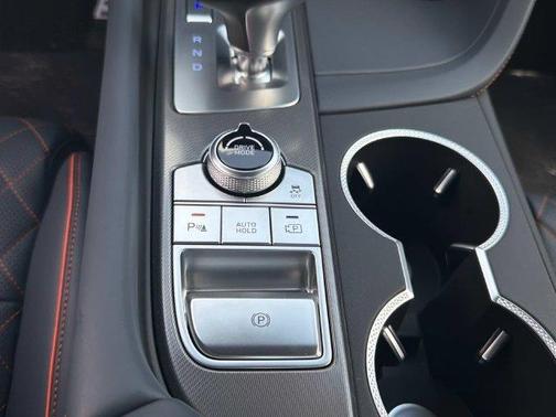 Graphite 2026 Genesis G70 3.3T Prestige Graphite