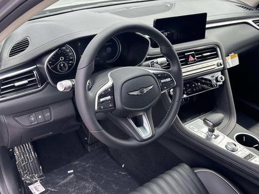 2026 Genesis G70 2.5T Prestige