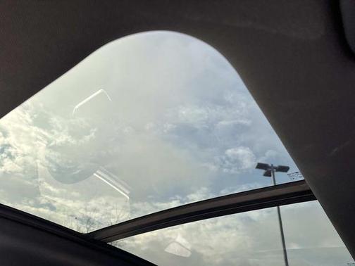 2022 Genesis GV70 2.5T