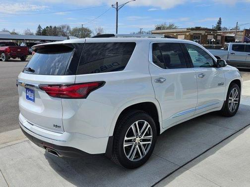 2022 Chevrolet Traverse High Country