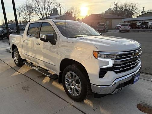 2025 Chevrolet Silverado 1500 LTZ