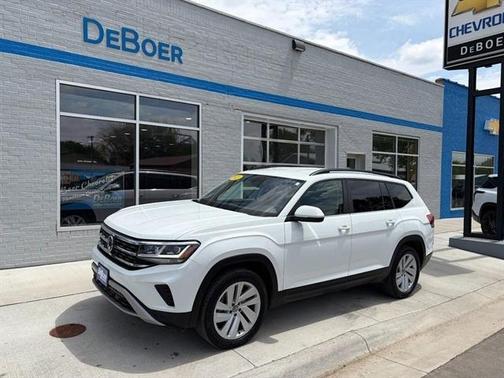 Pure White 2021 Volkswagen Atlas 3.6 V6 SE w/ Technology