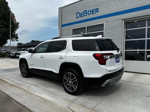 2021 GMC Acadia SLT