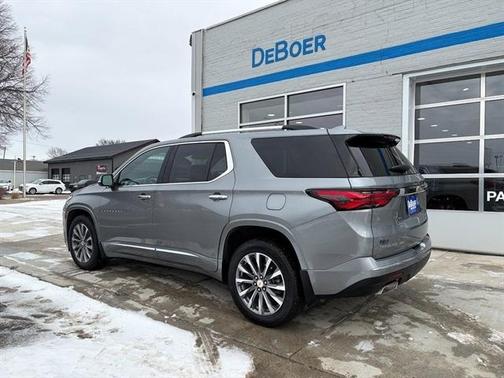2023 Chevrolet Traverse Premier