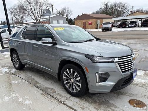 2023 Chevrolet Traverse Premier