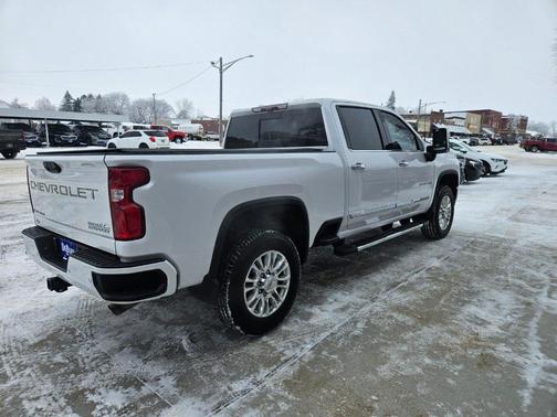 2023 Chevrolet Silverado 3500 High Country