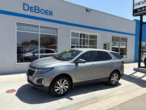 Sterling Gray Metallic 2023 Chevrolet Equinox 1LT