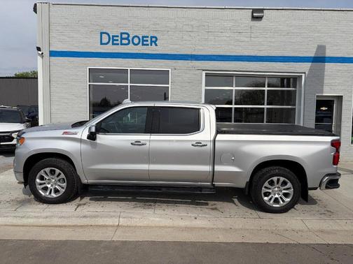 Silver Ice Metallic 2022 Chevrolet Silverado 1500 LTZ