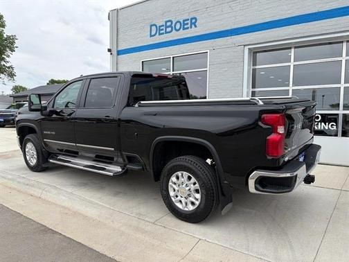 Black 2021 Chevrolet Silverado 3500 LT