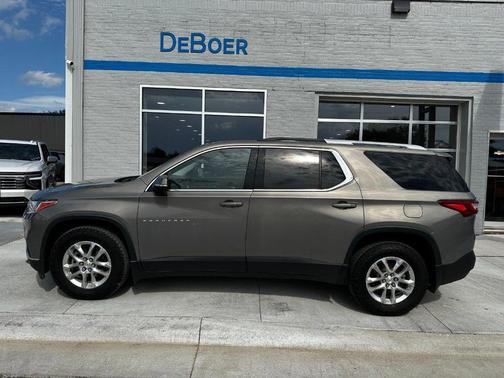 2018 Chevrolet Traverse LT Cloth