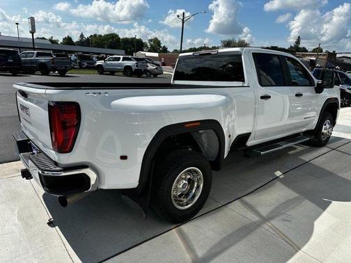 2022 GMC Sierra 3500 Pro