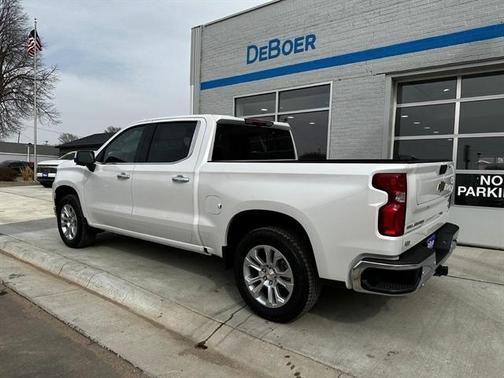 2025 Chevrolet Silverado 1500 LTZ