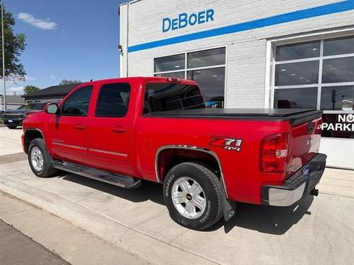 Victory Red 2011 Chevrolet Silverado 1500 LT