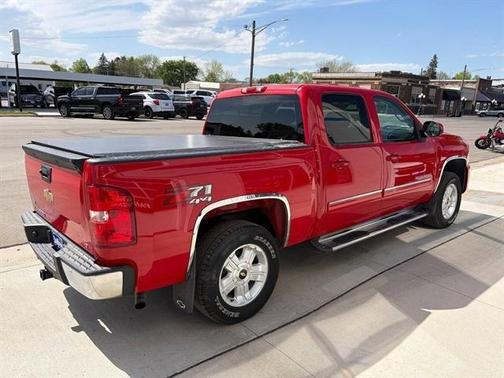 Victory Red 2011 Chevrolet Silverado 1500 LT