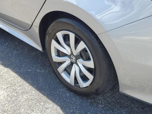 2024 Honda Civic LX