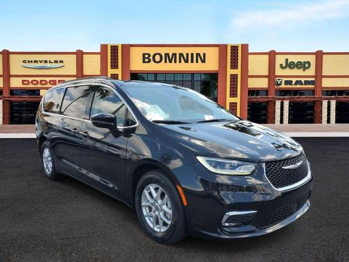 2022 Chrysler Pacifica Touring-L
