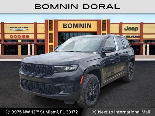 2025 Jeep Grand Cherokee Laredo