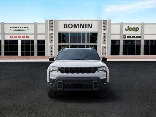 Bright White Clearcoat 2026 Jeep Cherokee Overland