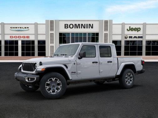 Bright White Clearcoat 2026 Jeep Gladiator Sport