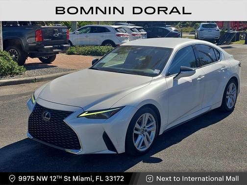2022 Lexus IS 300 Base