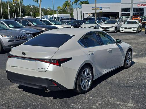 2022 Lexus IS 300 Base