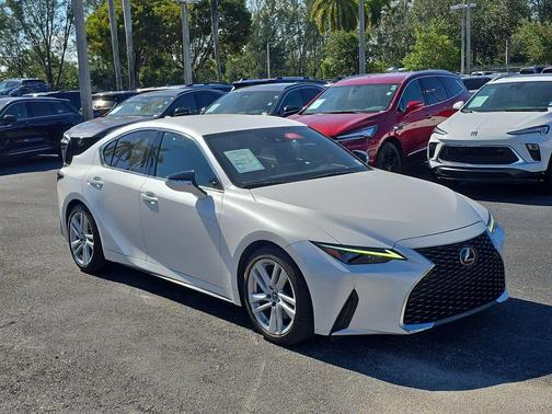 2022 Lexus IS 300 Base