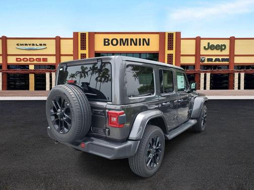 2025 Jeep Wrangler 4xe Sahara
