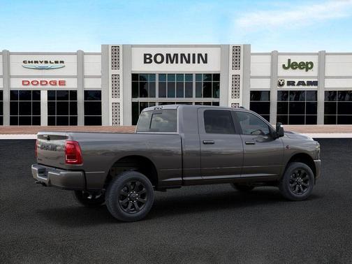 Crystal Metallic 2026 RAM 2500 Laramie