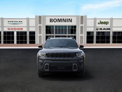 Sting Gray Clearcoat 2026 Jeep Cherokee LAREDO/LIMITED