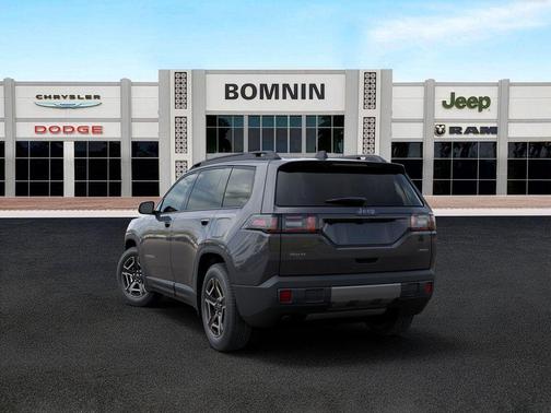 Sting Gray Clearcoat 2026 Jeep Cherokee LAREDO/LIMITED