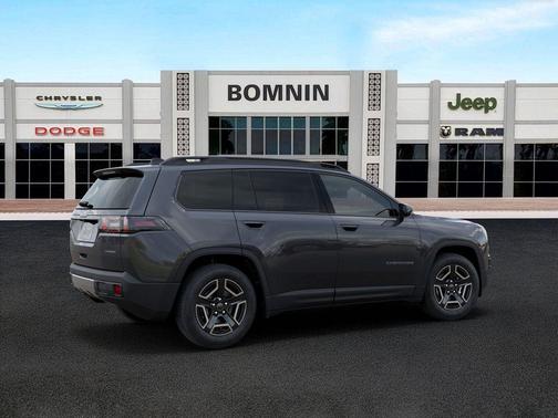 Sting Gray Clearcoat 2026 Jeep Cherokee LAREDO/LIMITED