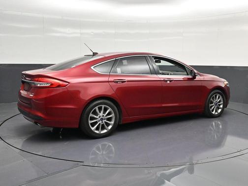 Ruby Red Metallic 2017 Ford Fusion SE