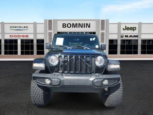 2022 Jeep Gladiator Sport