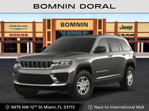 2025 Jeep Grand Cherokee Laredo