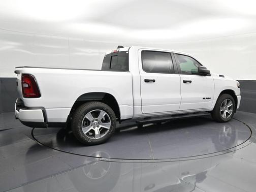 Bright White Clearcoat 2025 RAM 1500 Tradesman